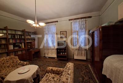 Casa individuala de vanzare zona Centrala cu acces auto si garaj - 7