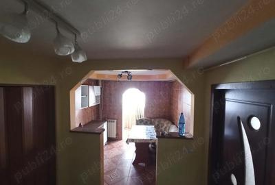 Apartament cu 2 camere decomandat în Central - 4