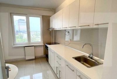 Apartament de vanzare, cu 3 camere de vanzare, zona ultracentrala