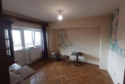 Apartament cu 2 camere decomandat în Rogerius - 3