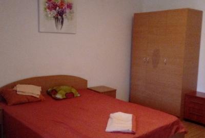 Garsoniera-libera 1 octombrie Dristor 2 - 4