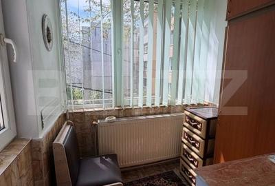 Apartament cu 3 camere semidecomandat în George Enescu - 5