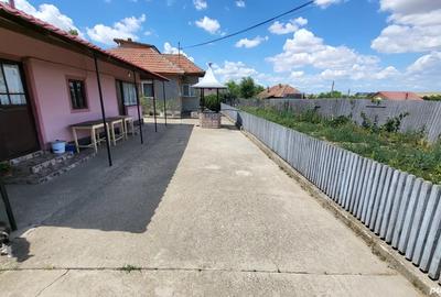 Casa+teren 9700mp - 5