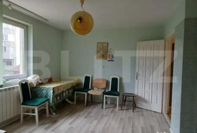 Casă cu 5 camere cu Teren 1001 Mp în Central - 4