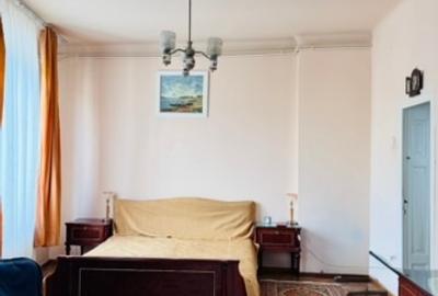 Apartament in Vila / Garaj / Boxa / Cartier Uranus / 13 Septembrie - 7
