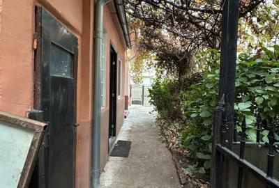 Casa cu 5 camere + curte proprie –  la 3 minute de metrou Piata Muncii - 4