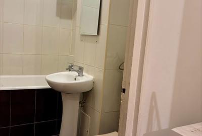 Apartament cu 3 camere decomandat în Tineretului - 2