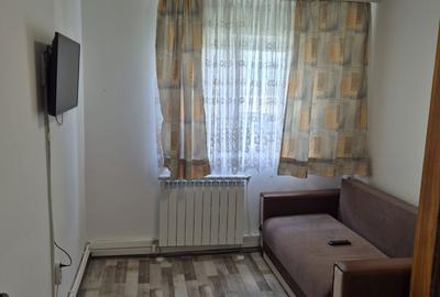Apartament cu 2 camere semidecomandat în Central - 2