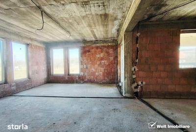 Casă cu 5 camere cu Teren 1843 Mp în Jucu