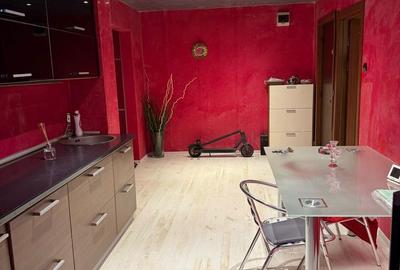 Apartament cu 3 camere decomandat în Siderurgiștilor - 9