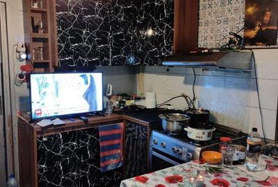 Casă cu 4 camere cu Teren 150 Mp în Jugureni - 1