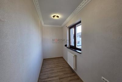 Casă individuală cu 6 camere cu Garaj în 1 Decembrie - 15