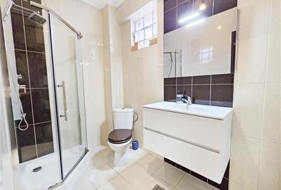 Apartament cu 2 camere Damaroaia - 9