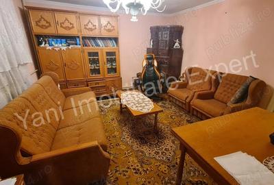 Casă cu 4 camere cu Teren 2714 Mp în Central - 4