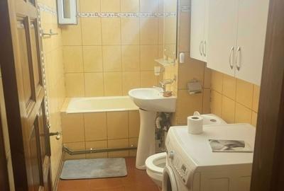 Apartament cu 2 camere decomandat în Ostroveni - 2