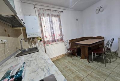Apartament cu 3 camere decomandat în Liliacului - 6