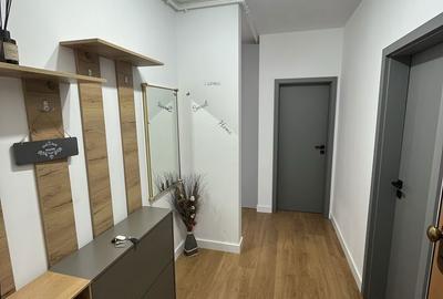 Apartament cu 2 camere decomandat, mobilat în Torontalului