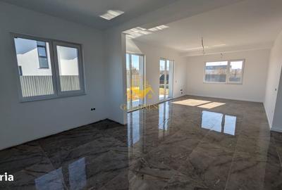 Casă cu 4 camere cu Teren 470 Mp în Jucu - 7