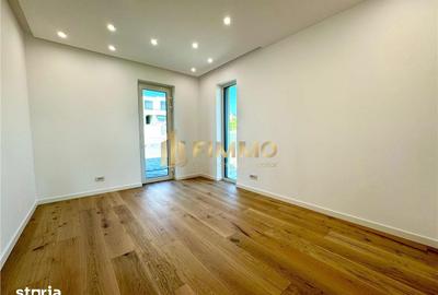 Spațiu comercial, de 200 mp, în Central - 13