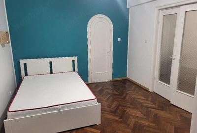 Apartament cu 2 camere semidecomandat în Cișmigiu