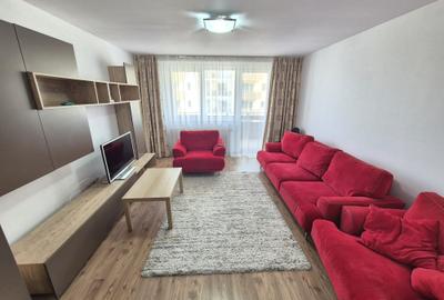 Apartament cu 2 camere decomandat, mobilat în Tractorul - 2