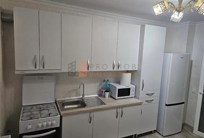 Apartament 3 camere cf 1 decomandat zona Micro 3 - 5