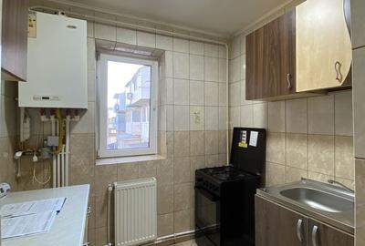 Apartament cu 2 camere semidecomandat în Micro 38 - 1