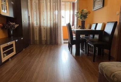 Apartament cu 2 camere decomandat în Central - 2