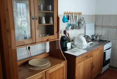 Casă cu 3 camere cu Teren 476 Mp în Central - 2