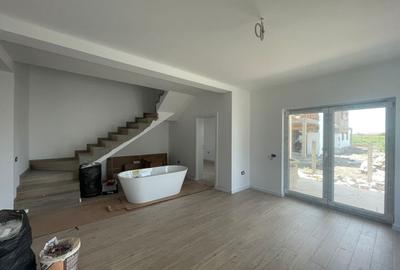 Duplex spațios cu teren generos-Moșnița Veche - 1