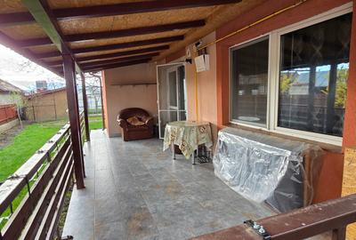 Service auto si vila de locuit Unirea Odobesti - 12