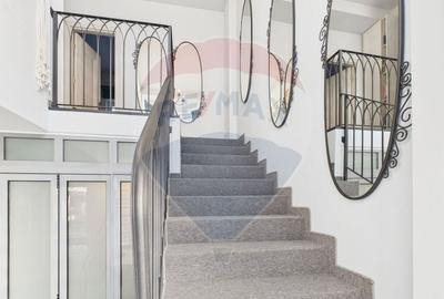 Casa / Vila cu 5 camere de vanzare in zona Central - 8