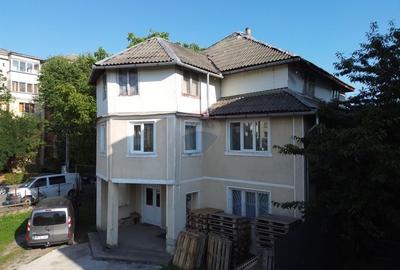 Casă cu 8 camere cu Teren 700 Mp în Vasile Alecsandri - 17
