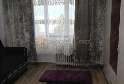 Garsonieră decomandată în Granit - 2