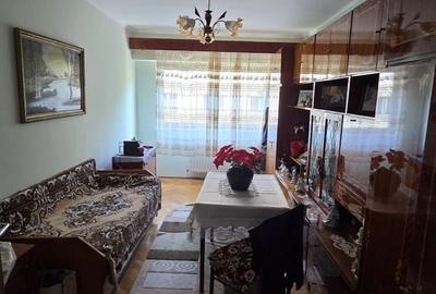 Apartament cu 4 camere în Micro 16 - 4