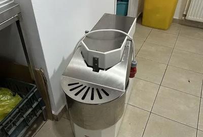 Proprietate specială, de 50 mp, în Moșilor - 7