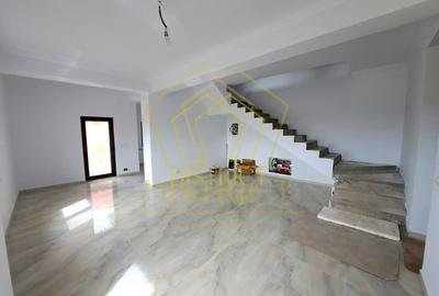 Duplex cu 5 camere, bucatarie inchisa, la cheie | Giarmata Mare - 1