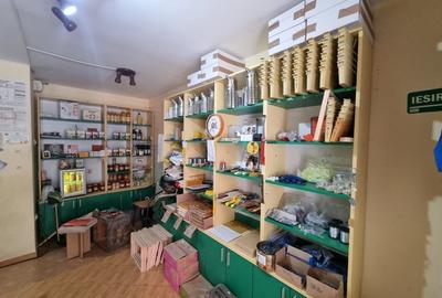 Spațiu comercial, 20 mp în Nicolina