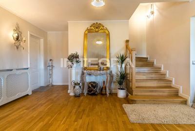 Panorama Clujului din Fiecare Fereastra: Eleganta Italiana langa Parcul Central - 18