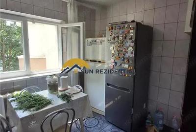 3 camere Colentina - Doamna Ghica - hol H, bloc 1990 - 1