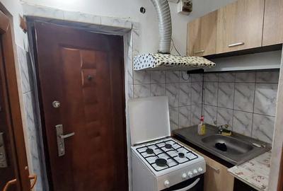 Inchiriez garsoniera Bila Far - 3