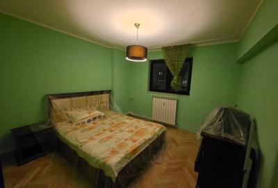 Piata Muncii, 5 minute metrou, chiar pe Calea Calarasilor, stradal,centrala, - 6