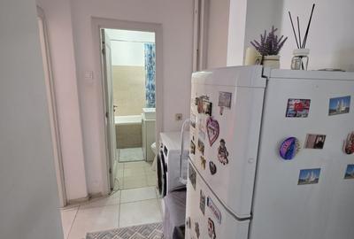 Apartament cu 3 camere decomandat, mobilat în Costin Georgian - 4