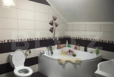 Casă cu 4 camere cu Teren 9 Mp în Păulești - 8