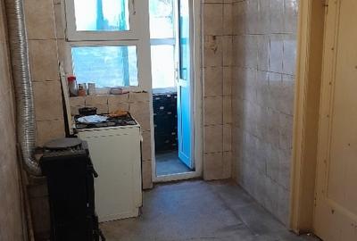 Apartament cu 4 camere decomandat în Decebal - 12