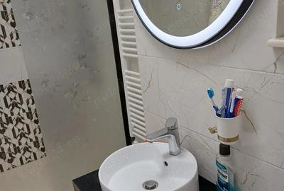 Apartament cu 4 camere decomandat în Central - 3