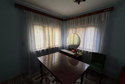 Casă cu 3 camere în Florești - 1