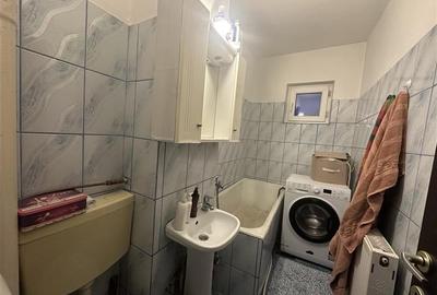 Decomandat, etaj intermediar in bloc anvelopat - 4