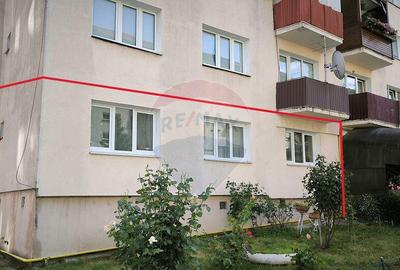 Apartament 3 camere decomandate Parter, cartier Dupa-Zid - 9