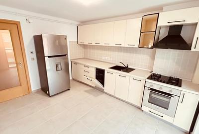 Apartament cu 4 camere decomandat în Barbu Văcărescu - 9